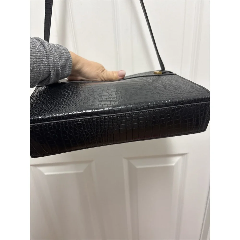 Saint Laurent Manhatten Black Embossed Croc Shoulder‎ Bag